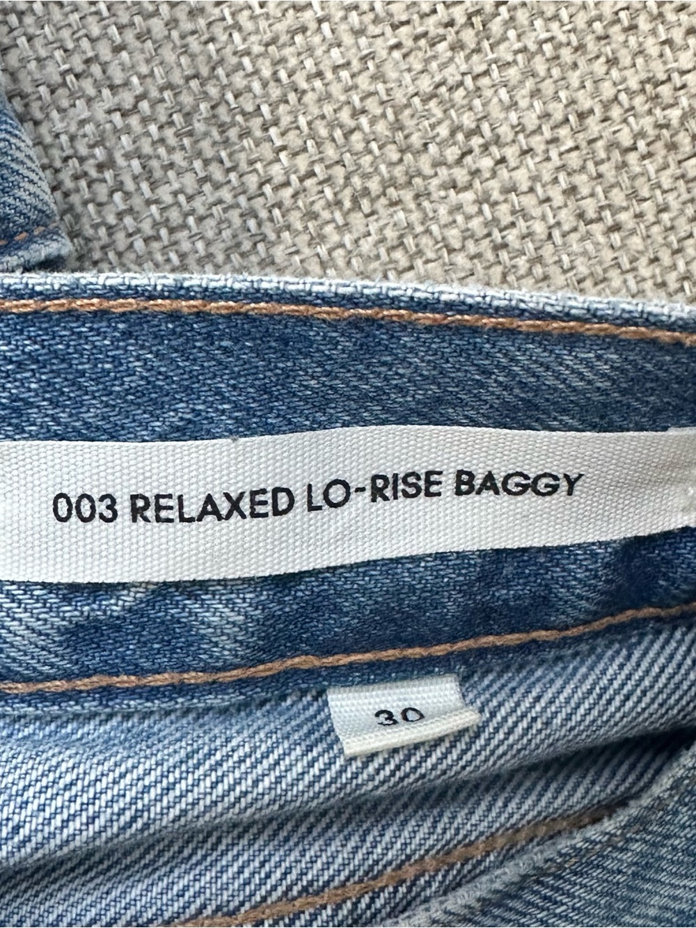 Aritzia Denim Forum 003 Relaxed Lo-Rise Baggy Jean - Picture 4 of 6